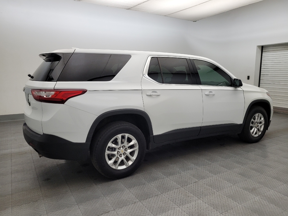 2020 Chevrolet Traverse LS - Photo 8