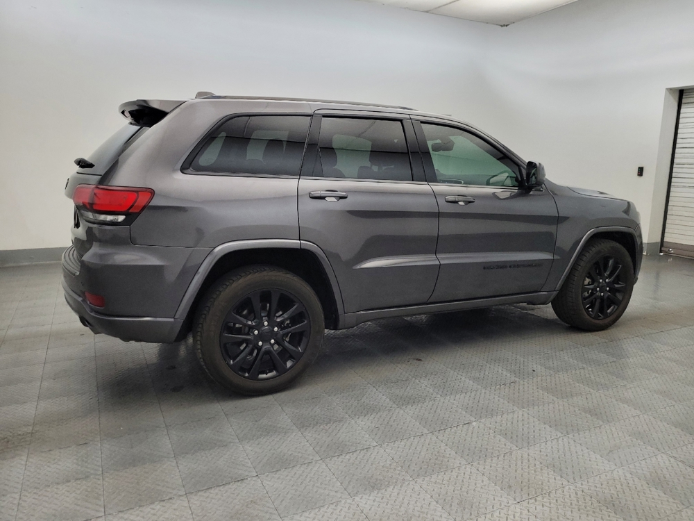 2018 Jeep Grand Cherokee Altitude - Photo 8