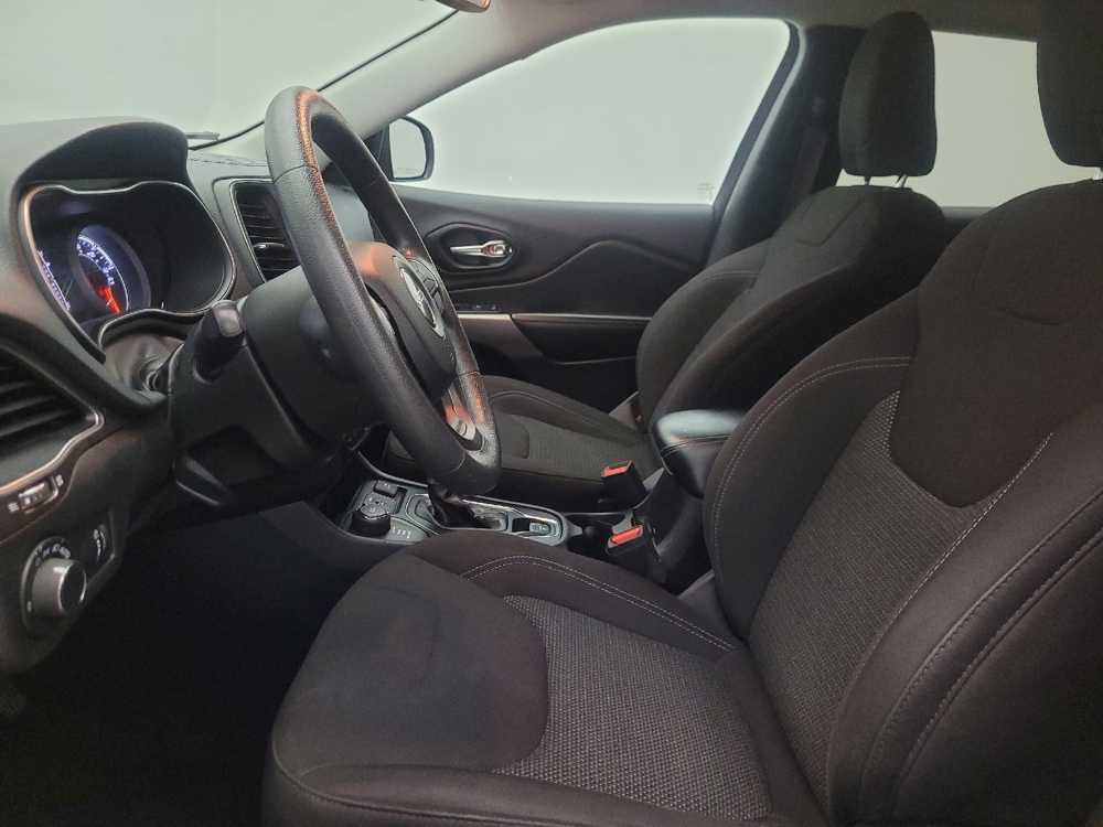 2021 Jeep Cherokee Latitude - Photo 13