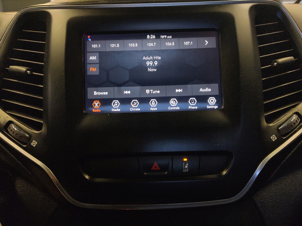 2021 Jeep Cherokee Latitude - Photo 19