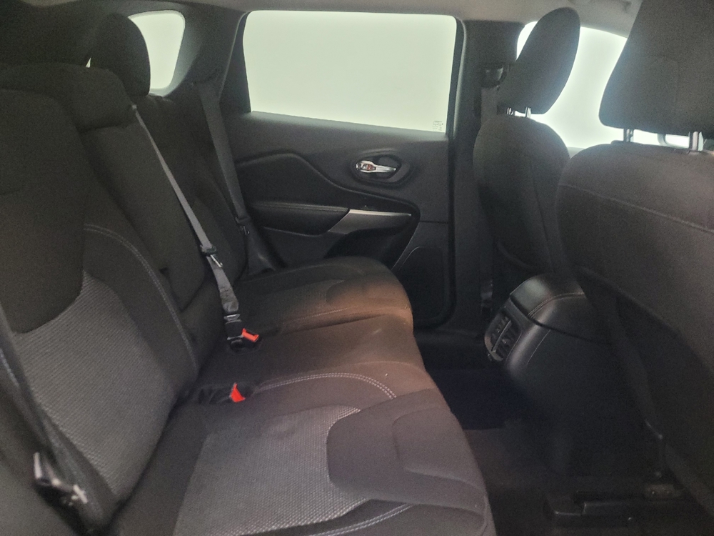 2021 Jeep Cherokee Latitude - Photo 15