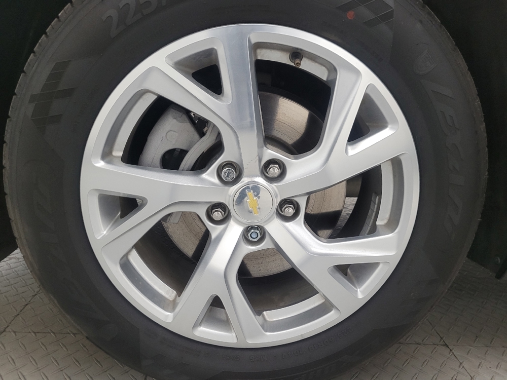 2020 Chevrolet Equinox LT - Photo 24