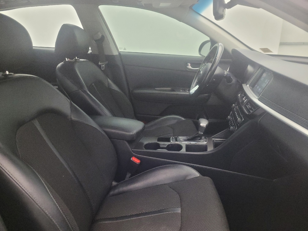 2019 Kia Optima S - Photo 16