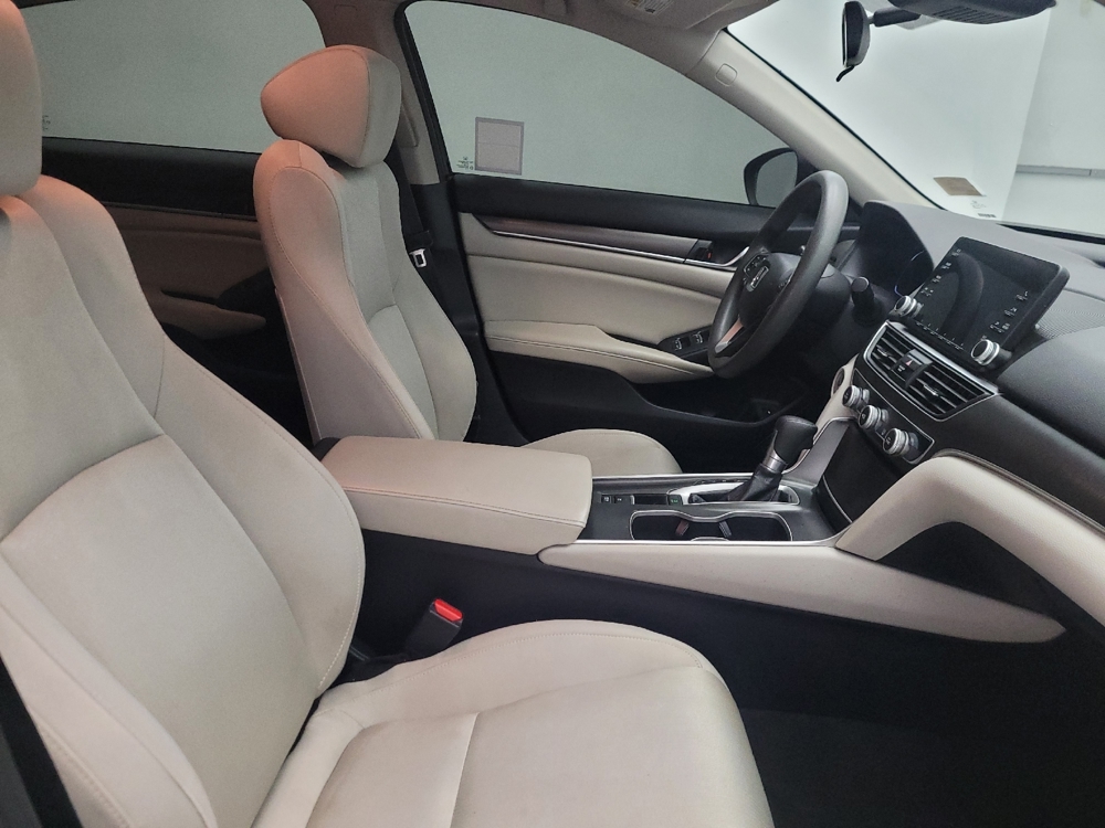 2018 Honda Accord LX - Photo 16