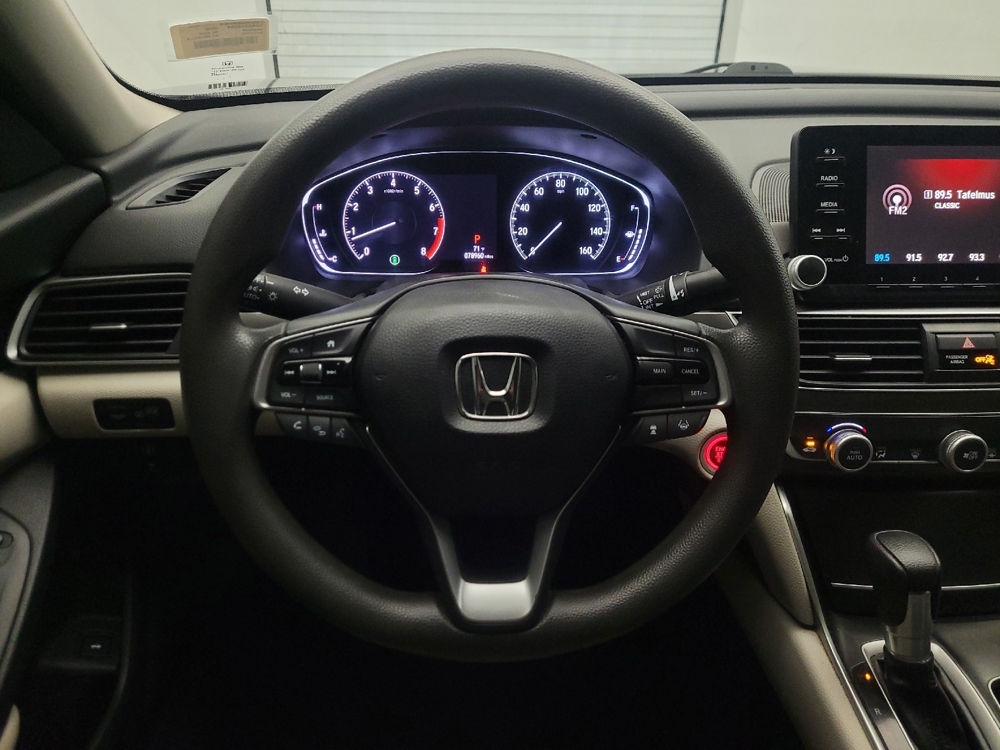 2018 Honda Accord LX - Photo 17