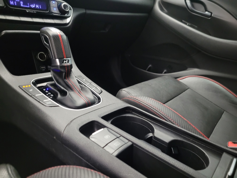 2020 Hyundai Elantra GT GT N Line - Photo 20