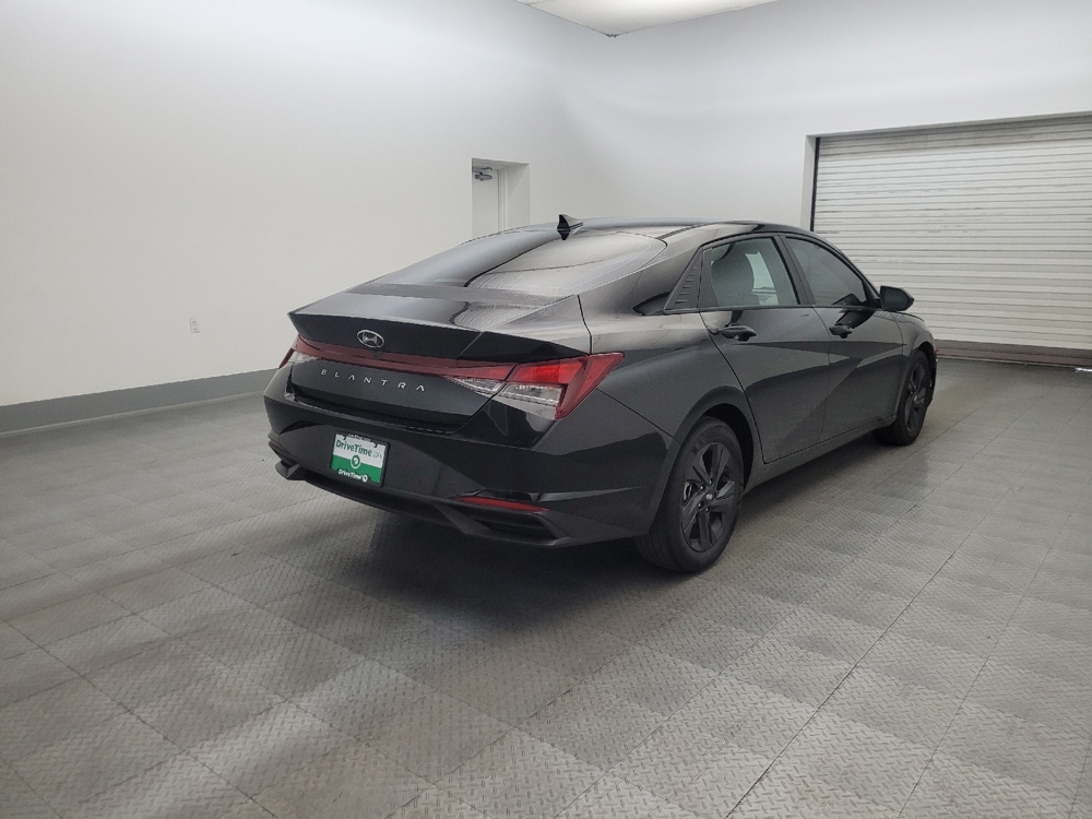 2022 Hyundai Elantra SEL - Photo 7