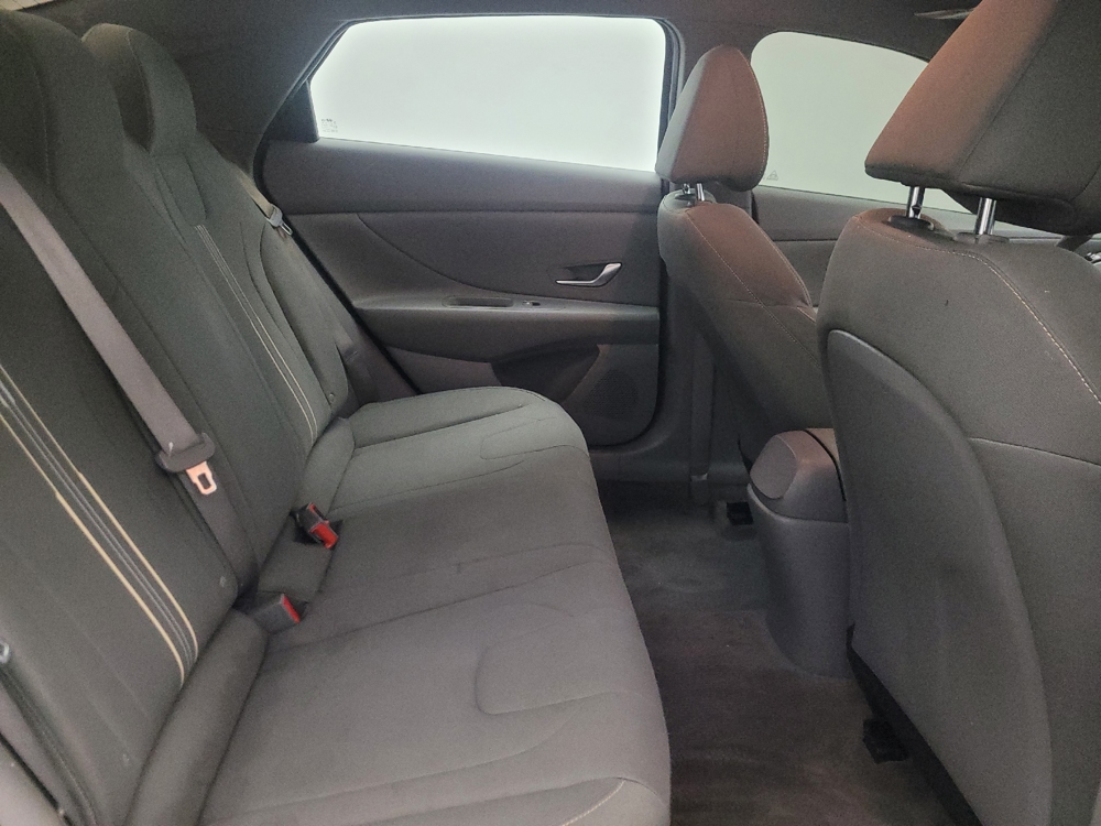 2022 Hyundai Elantra SEL - Photo 15
