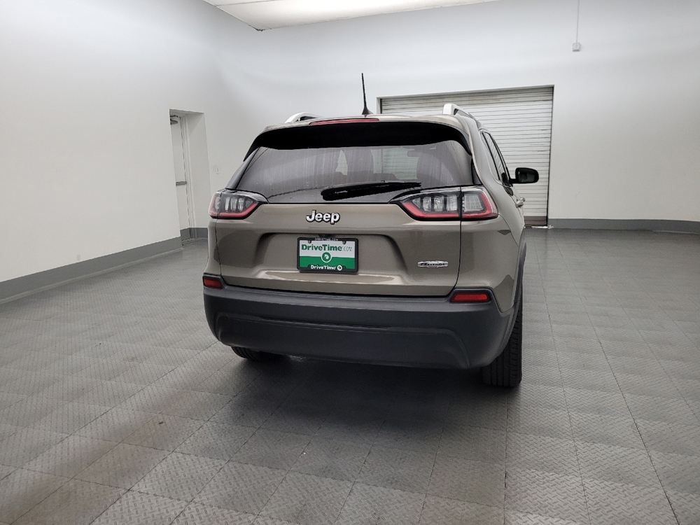 2019 Jeep Cherokee Latitude Plus - Photo 6