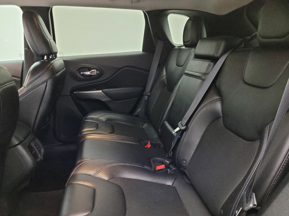 2019 Jeep Cherokee Latitude Plus - Photo 14