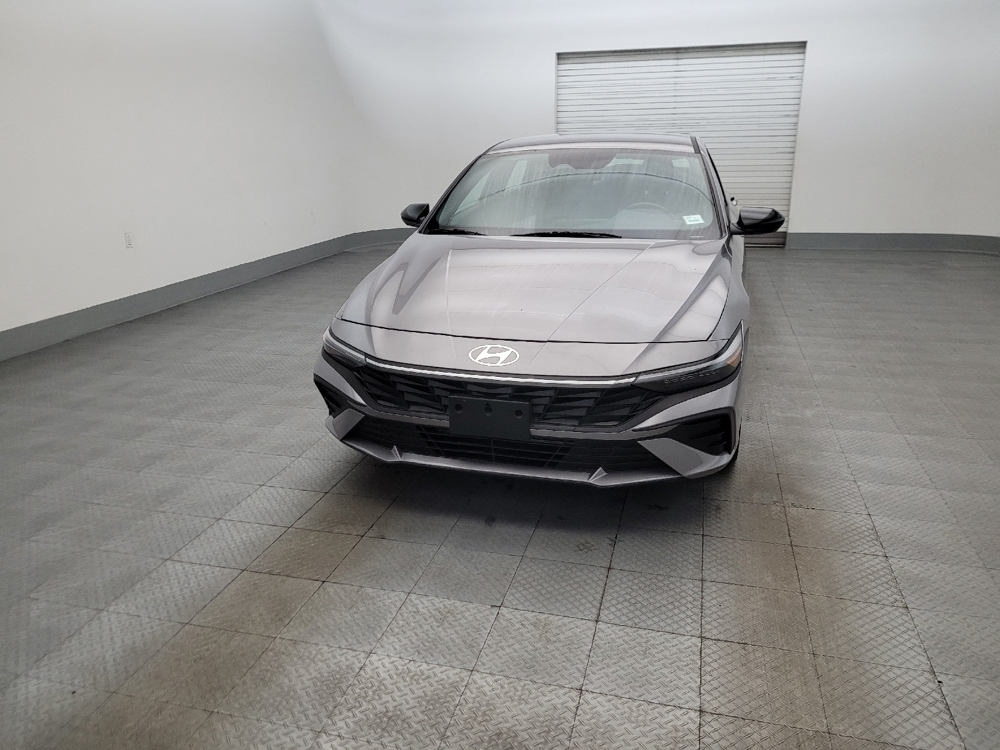 2025 Hyundai Elantra SEL - Photo 12