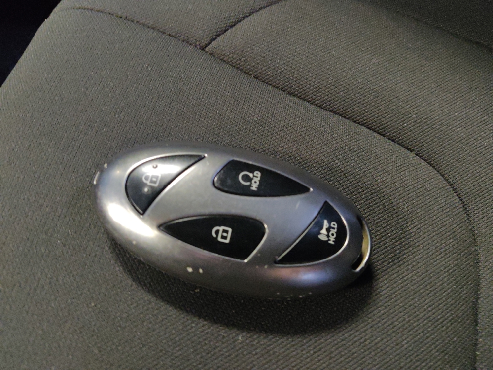 2025 Hyundai Elantra SEL - Photo 25