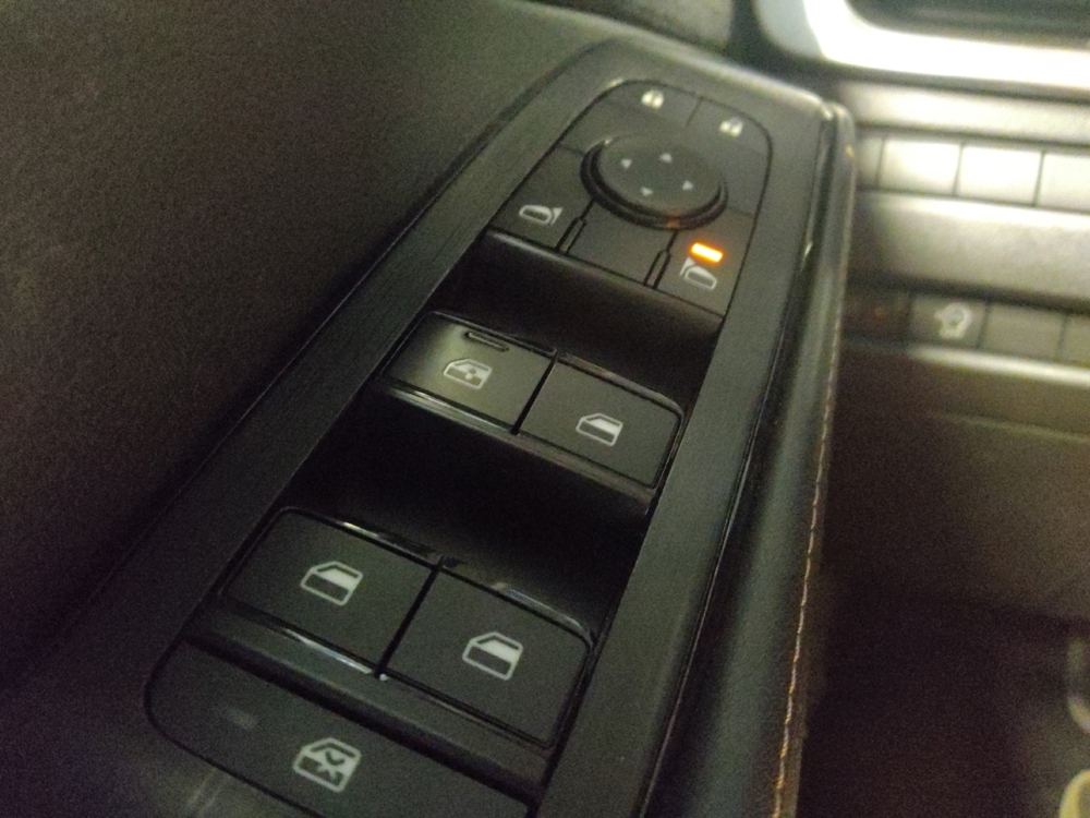 2023 Nissan Rogue SV - Photo 21