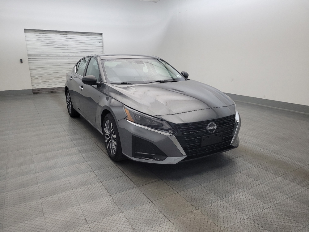 2025 Nissan Altima SV - Photo 10