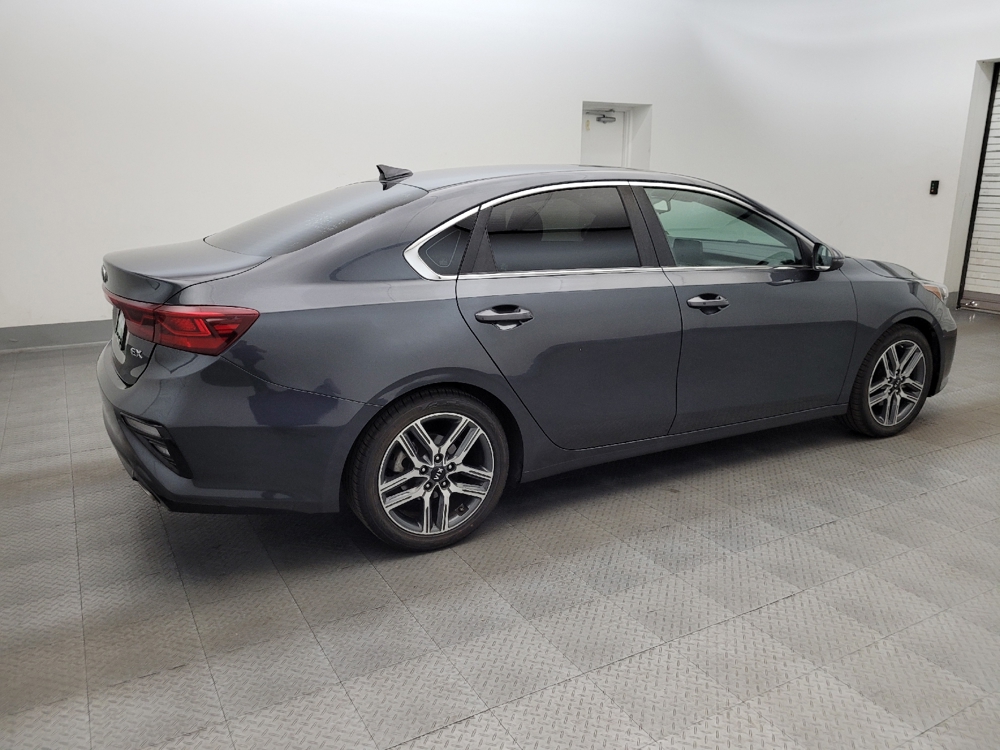 2021 Kia Forte EX - Photo 8