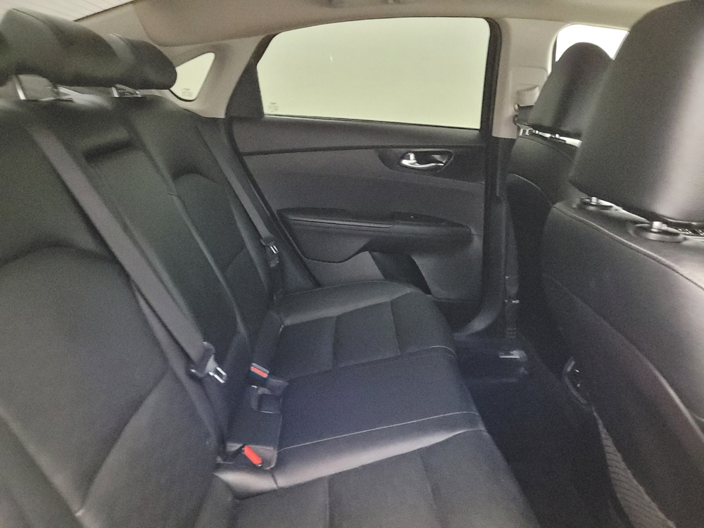 2021 Kia Forte EX - Photo 15