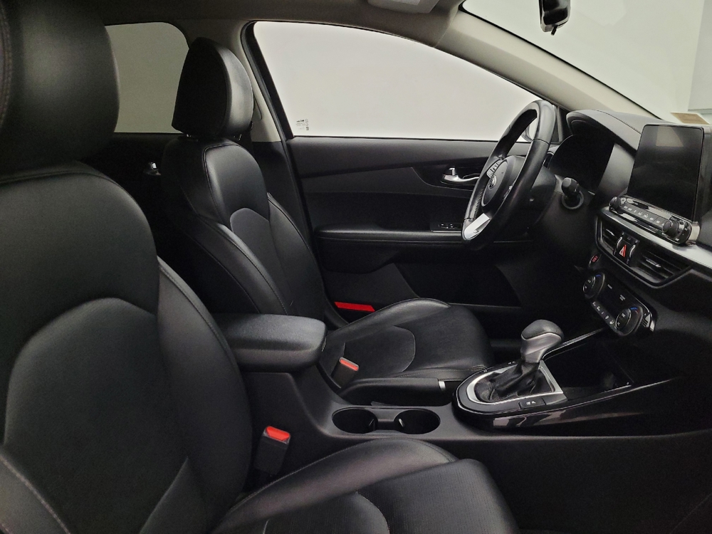 2021 Kia Forte EX - Photo 16
