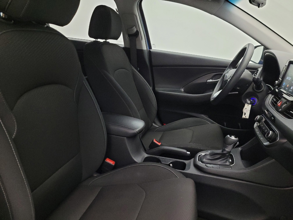 2018 Hyundai Elantra GT GT - Photo 16