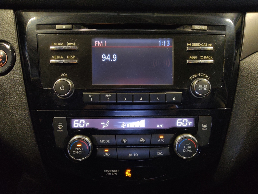 2016 Nissan Rogue SV - Photo 19