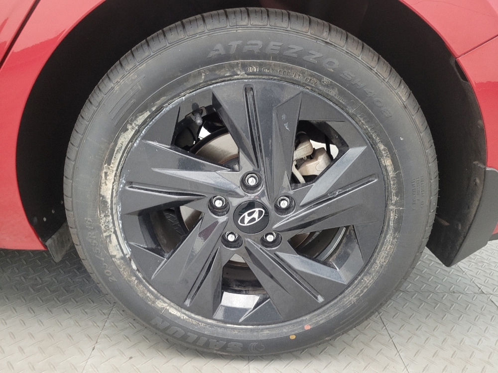 2023 Hyundai Elantra SEL - Photo 24
