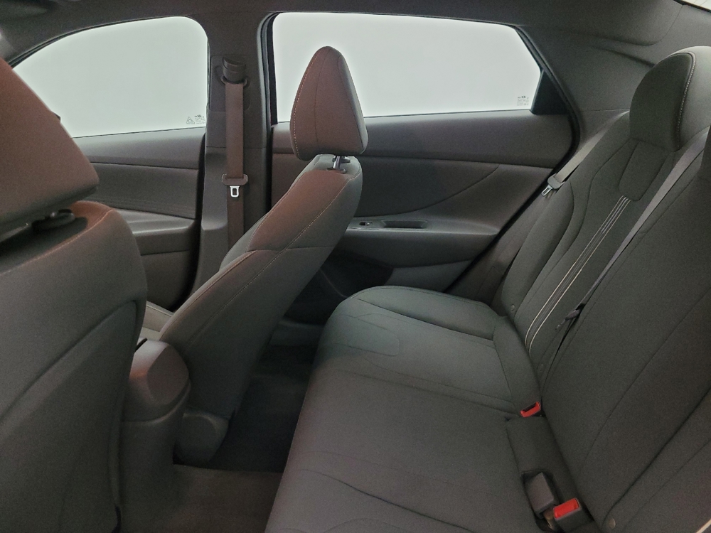 2023 Hyundai Elantra SEL - Photo 14
