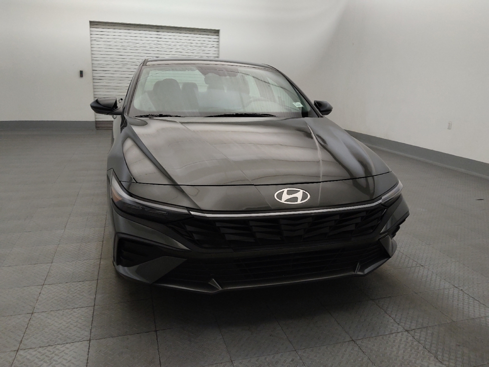 2025 Hyundai Elantra SEL - Photo 11
