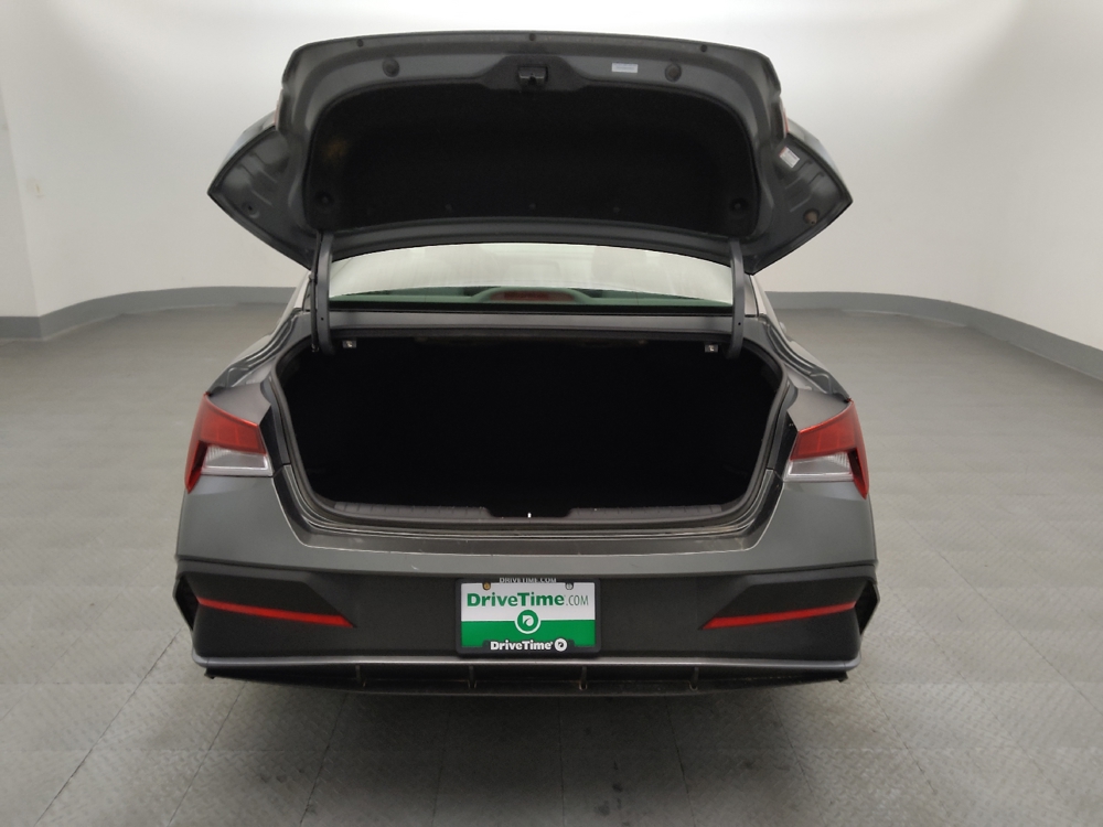2025 Hyundai Elantra SEL - Photo 22