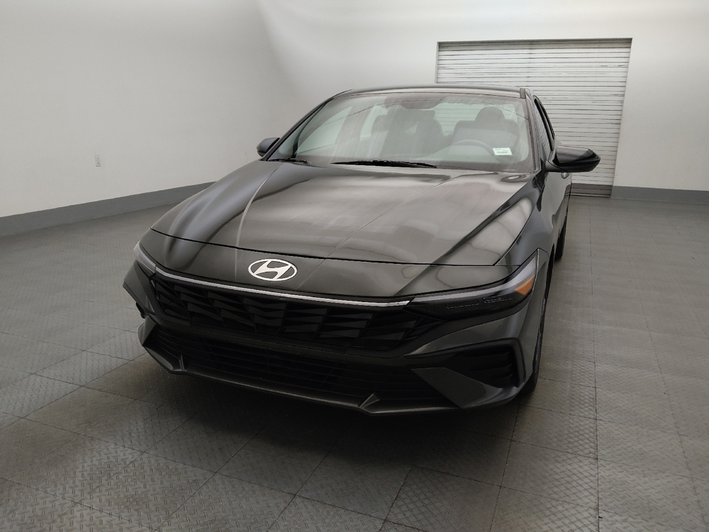2025 Hyundai Elantra SEL - Photo 12