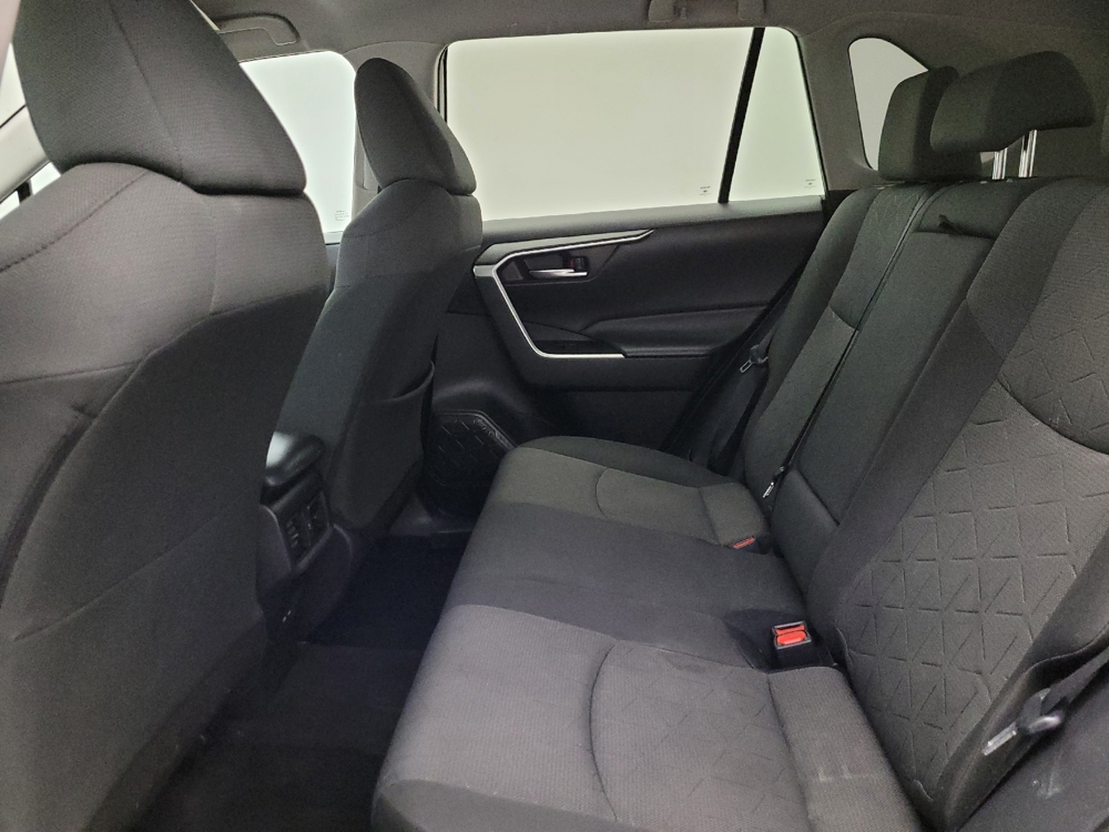 2022 Toyota RAV4 XLE - Photo 14