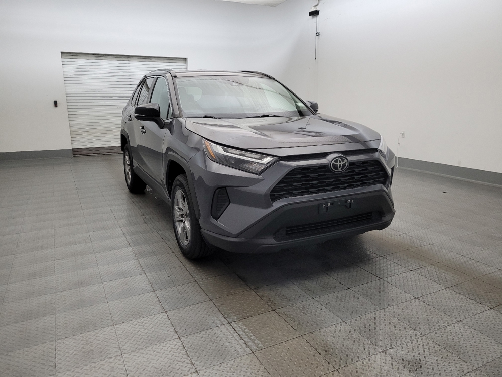 2022 Toyota RAV4 XLE - Photo 10