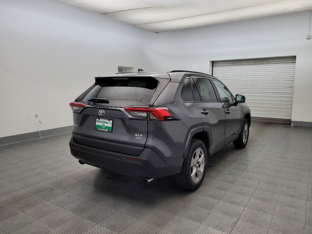 2022 Toyota RAV4 XLE - Photo 7