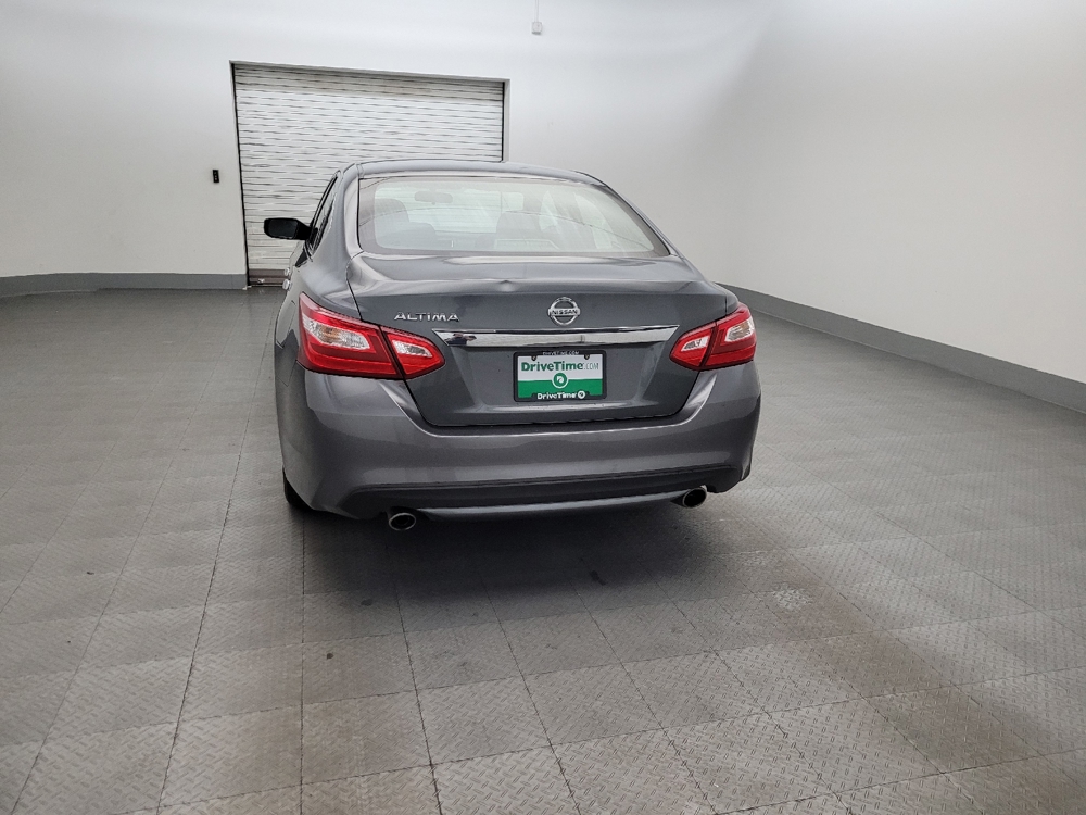 2017 Nissan Altima S - Photo 5
