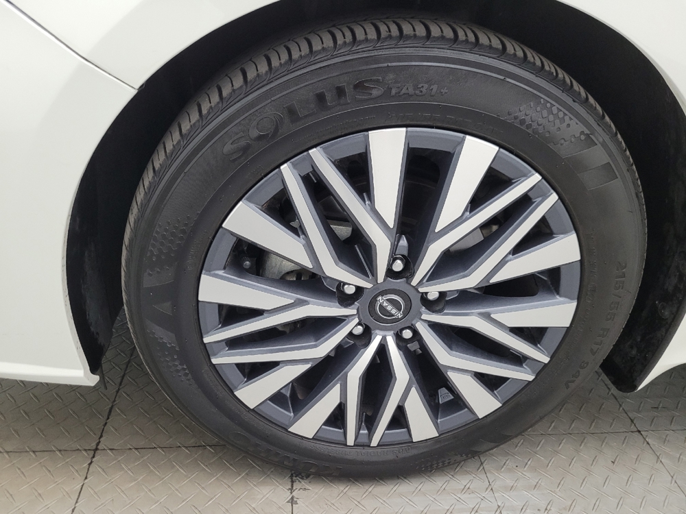 2024 Nissan Altima SV - Photo 24