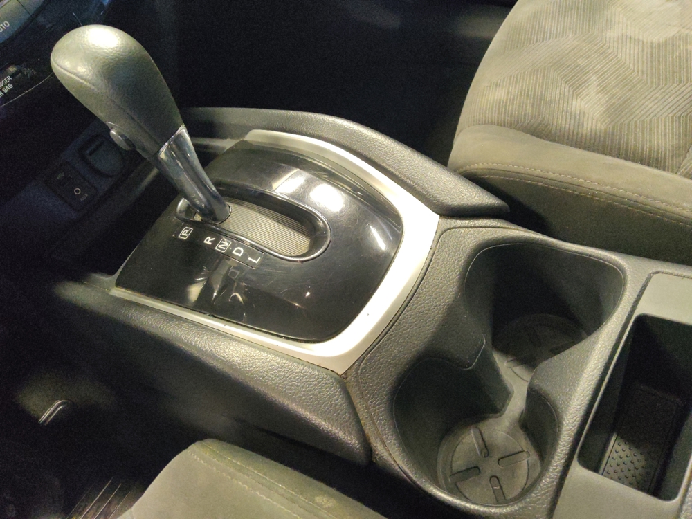 2016 Nissan Rogue SV - Photo 20