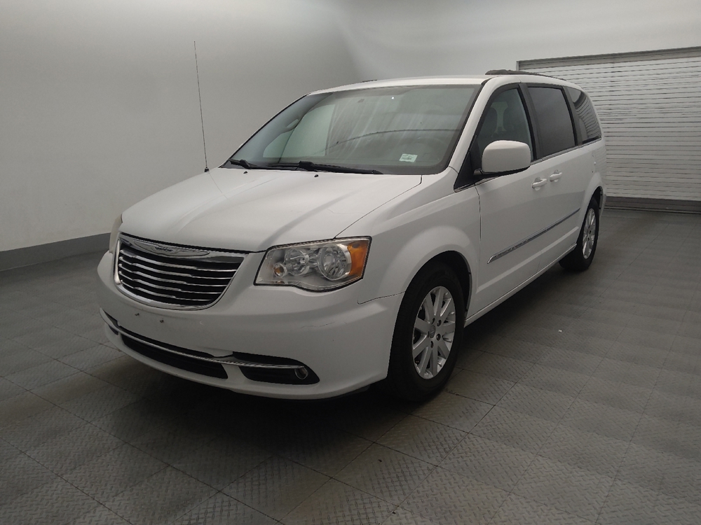 2016 Chrysler Town & Country Touring