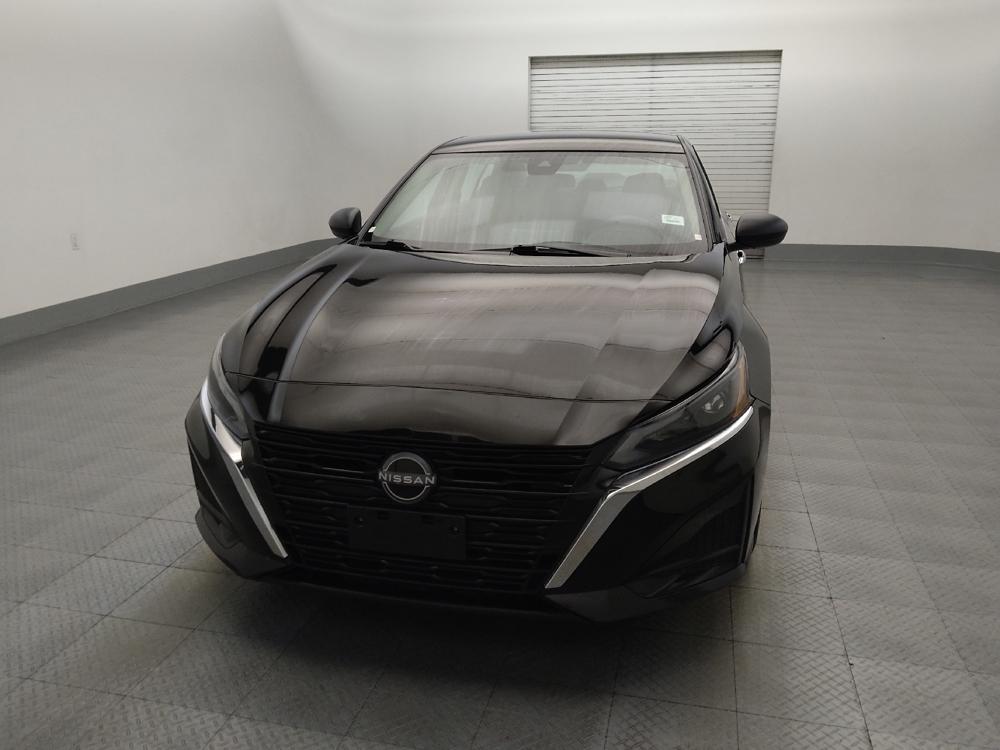 2025 Nissan Altima SV - Photo 12