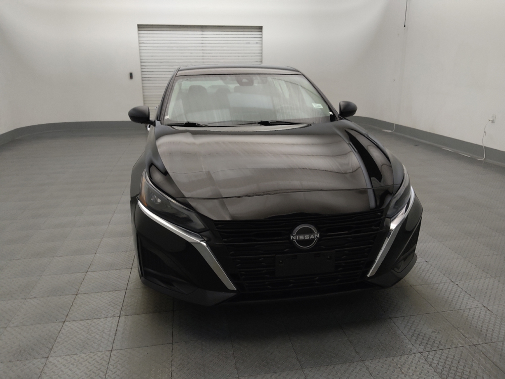 2025 Nissan Altima SV - Photo 11