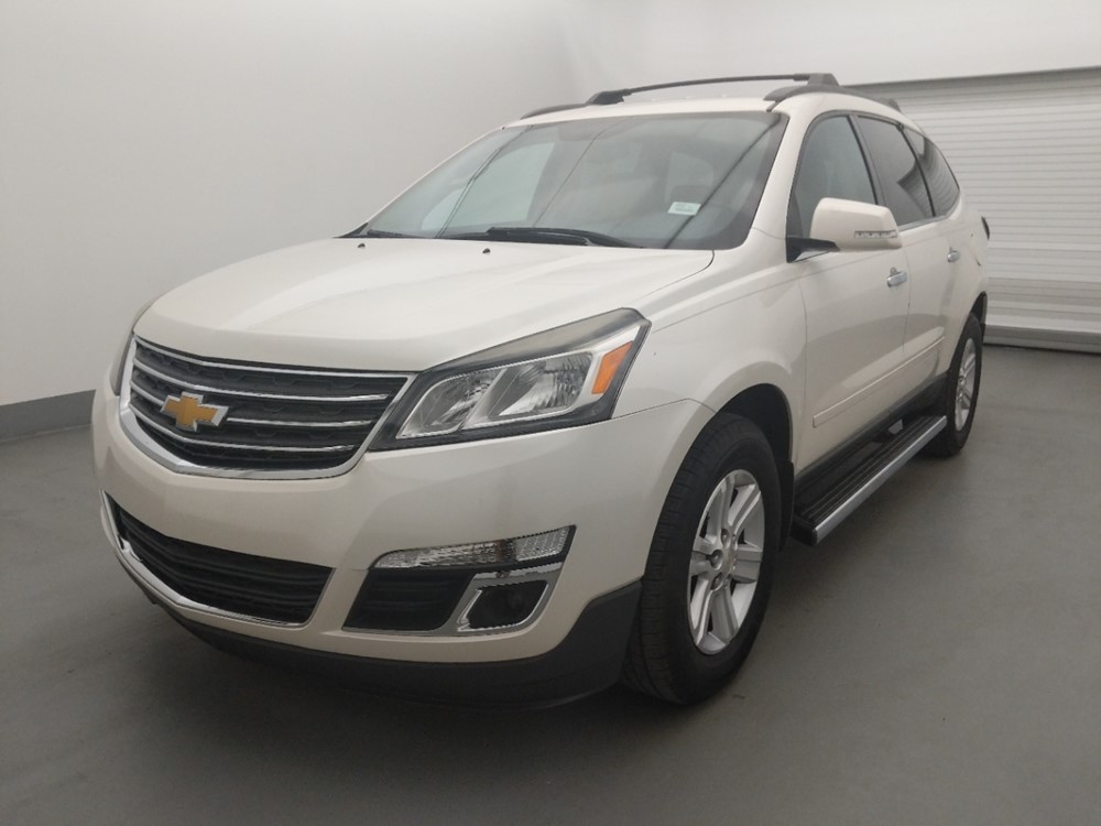 Used 2014 Chevrolet Traverse Driver Front Bumper
