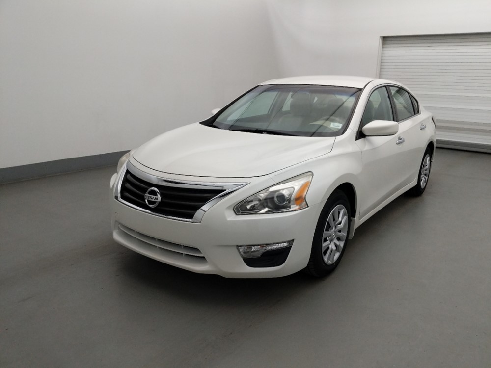 Used 2014 Nissan Altima Driver Front Bumper