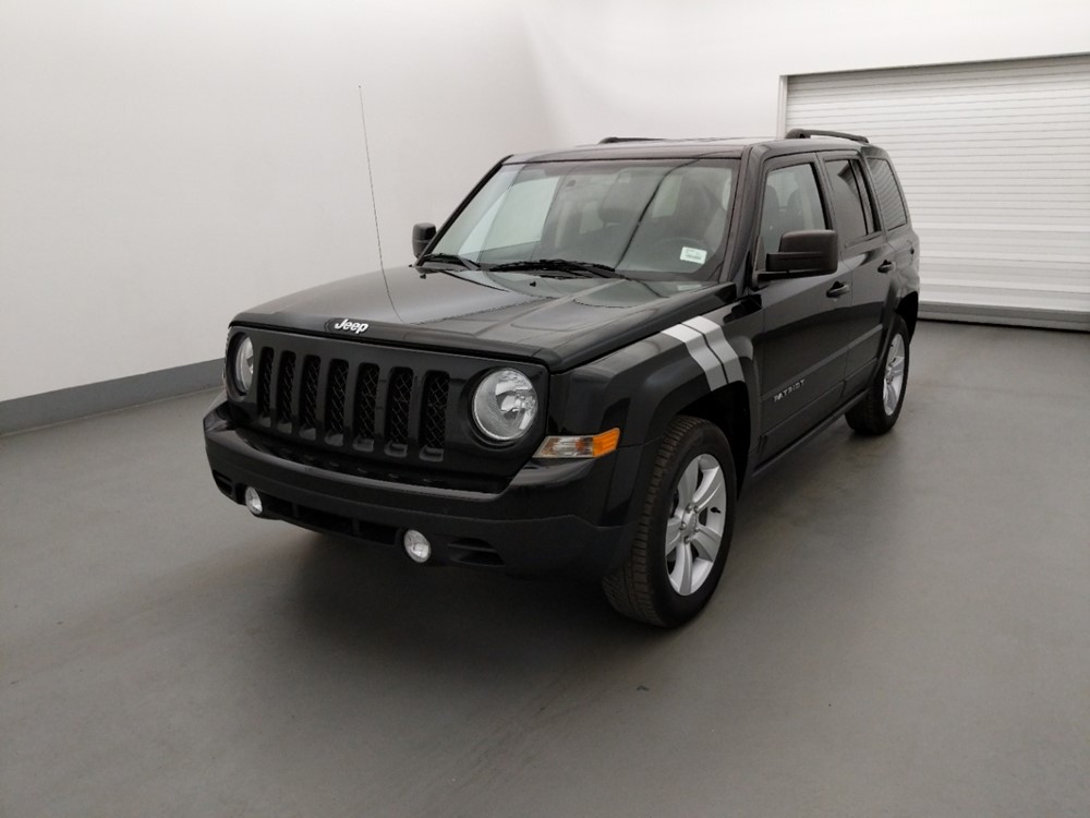 Used 2016 Jeep Patriot Driver Front Bumper