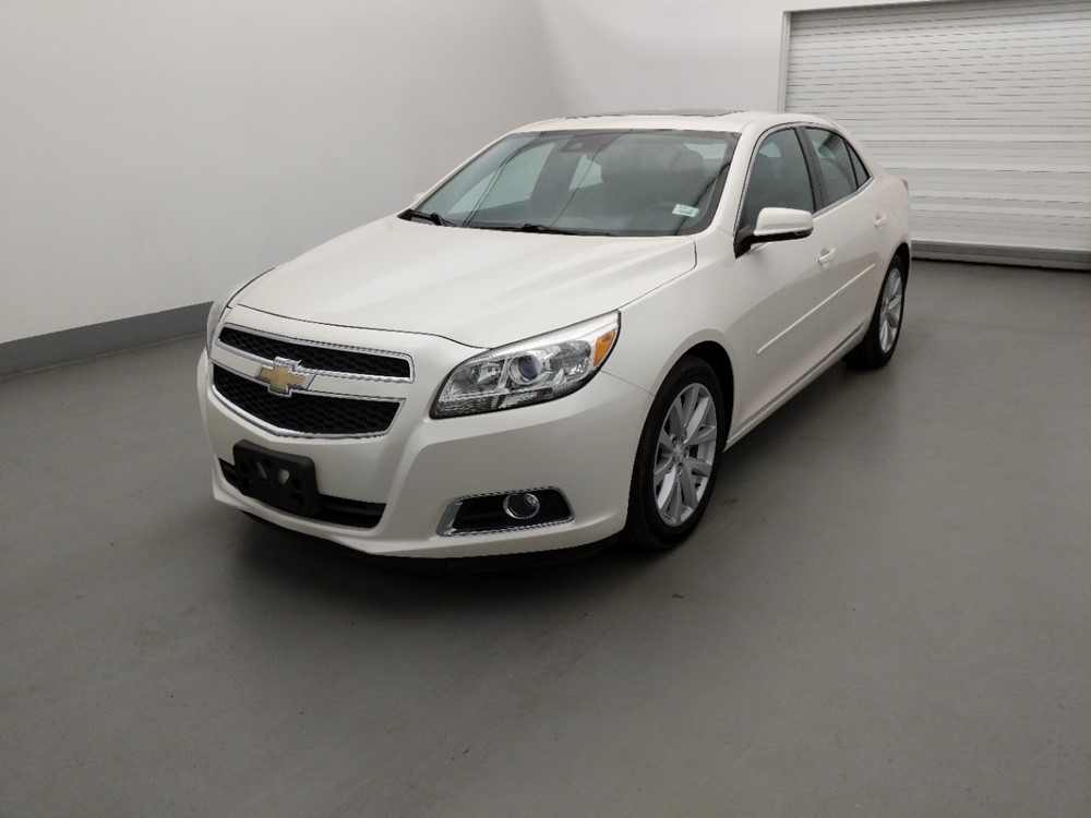 Used 2013 Chevrolet Malibu Driver Front Bumper