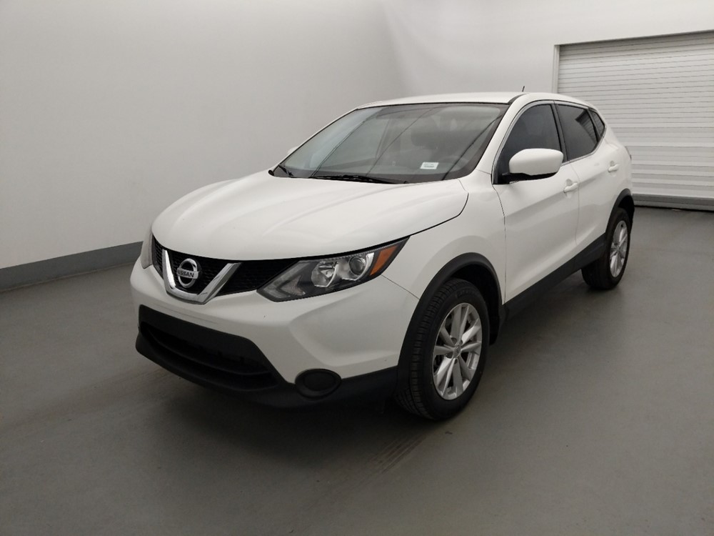 Used 2017 Nissan Rogue Sport Driver Front Bumper