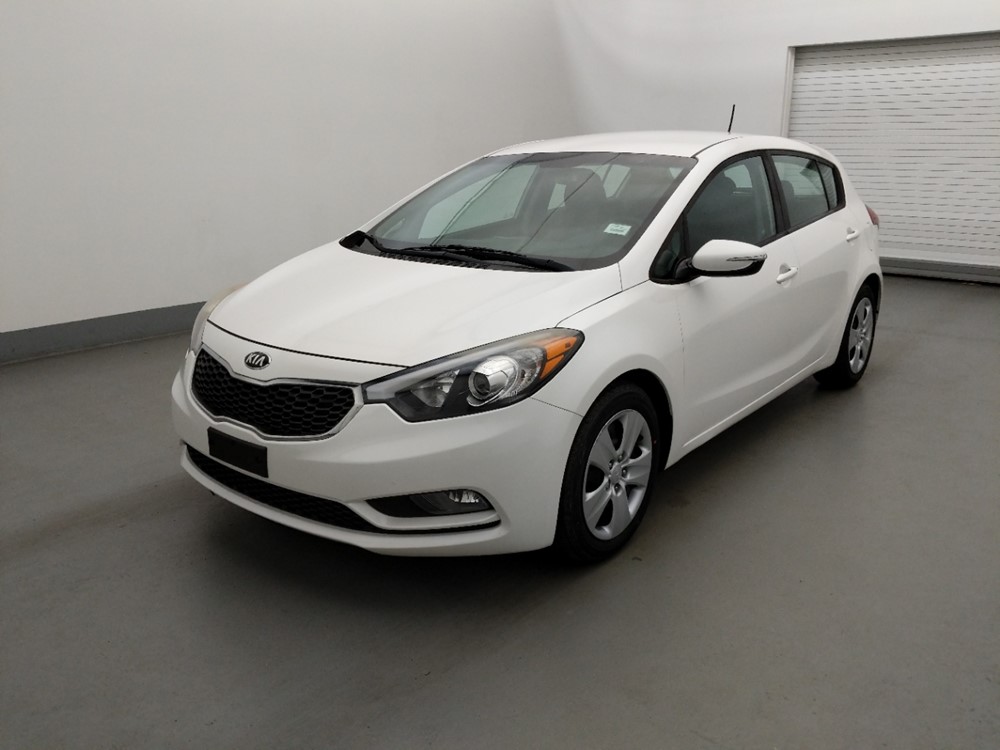 Used 2016 Kia Forte5 Driver Front Bumper