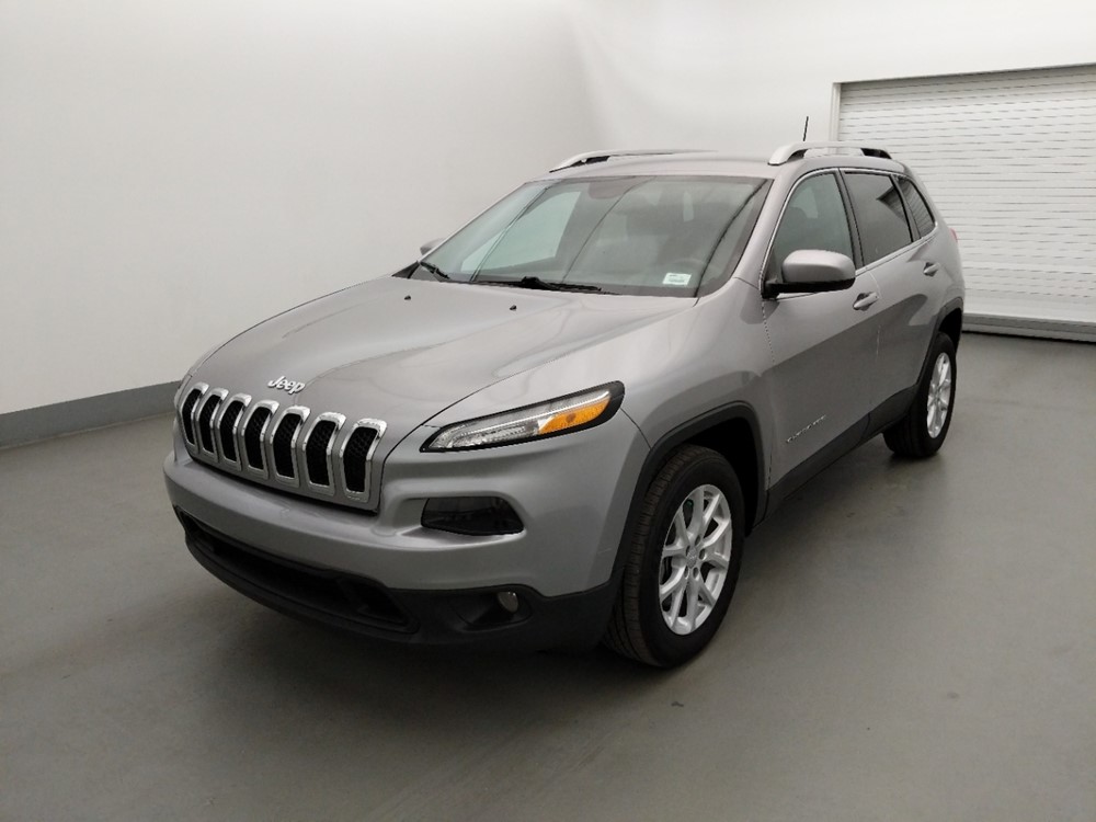 Used 2018 Jeep Cherokee Driver Front Bumper