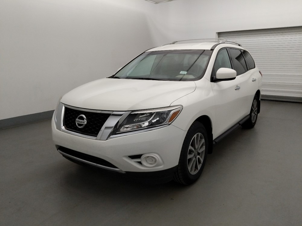 Used 2016 Nissan Pathfinder Driver Front Bumper