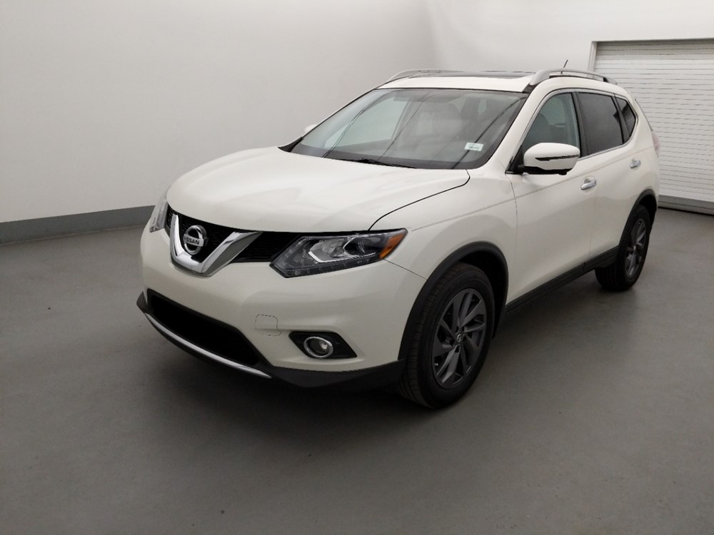 Used 2016 Nissan Rogue Driver Front Bumper