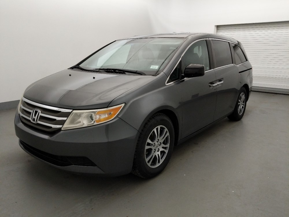 Used 2013 Honda Odyssey Driver Front Bumper
