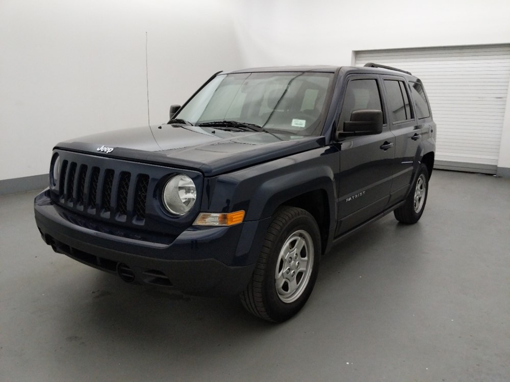 Used 2016 Jeep Patriot Driver Front Bumper
