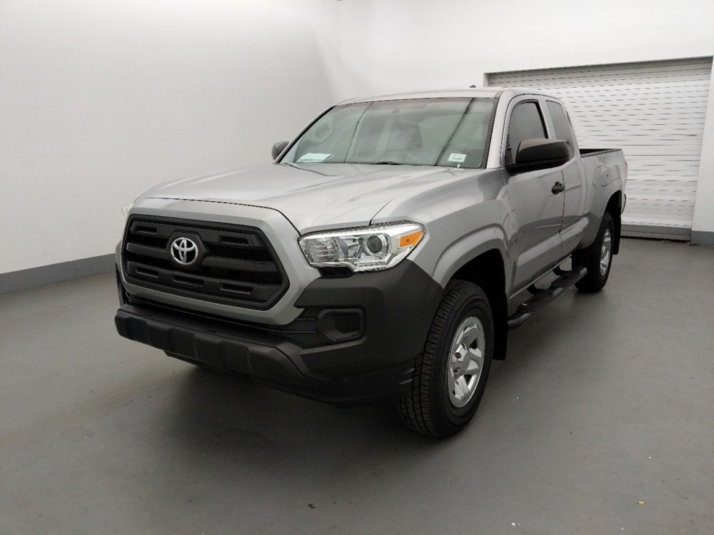 Used 2017 Toyota Tacoma Driver Front Bumper