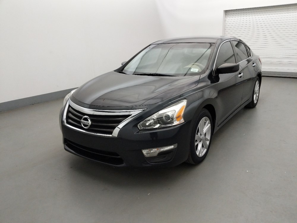 Used 2013 Nissan Altima Driver Front Bumper